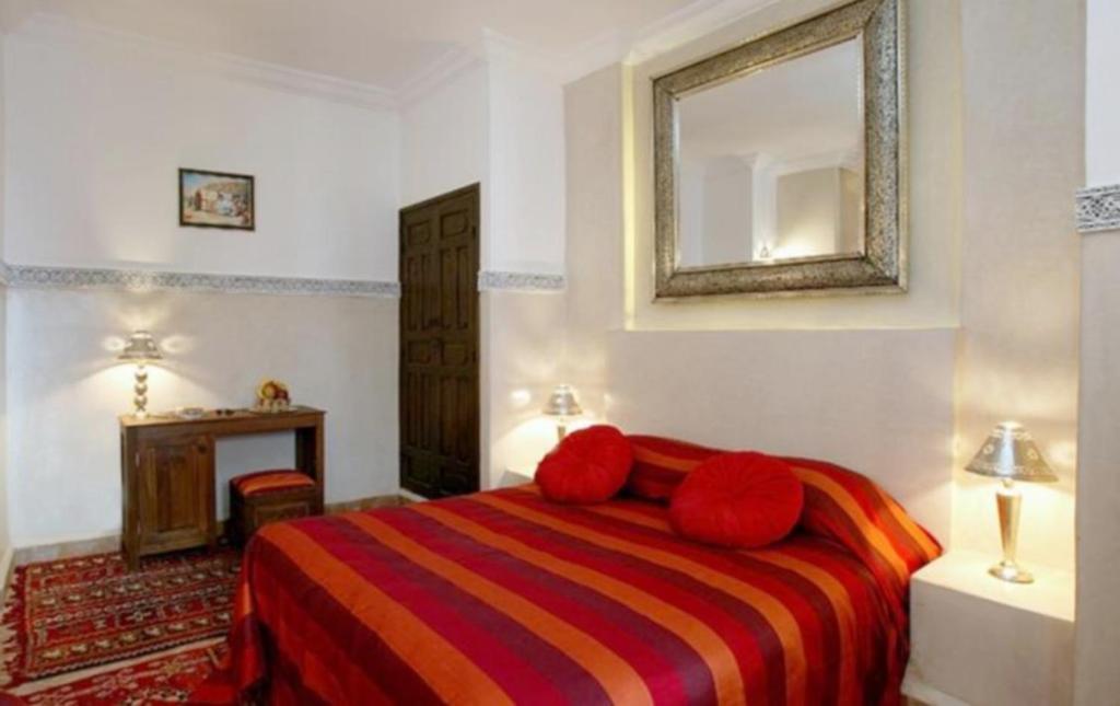 Riad El Noujoum Marakeş Oda fotoğraf
