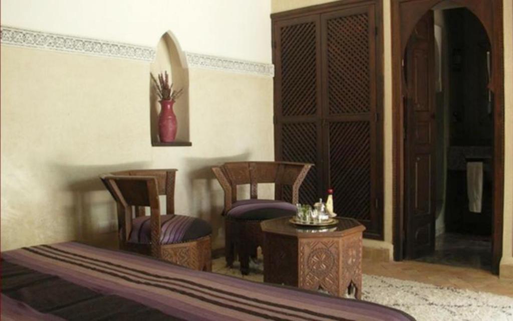 Riad El Noujoum Marakeş Oda fotoğraf